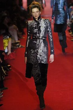 Look 15
